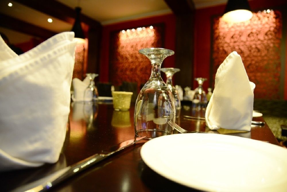 Oak Ray City Hotel Канди Екстериор снимка