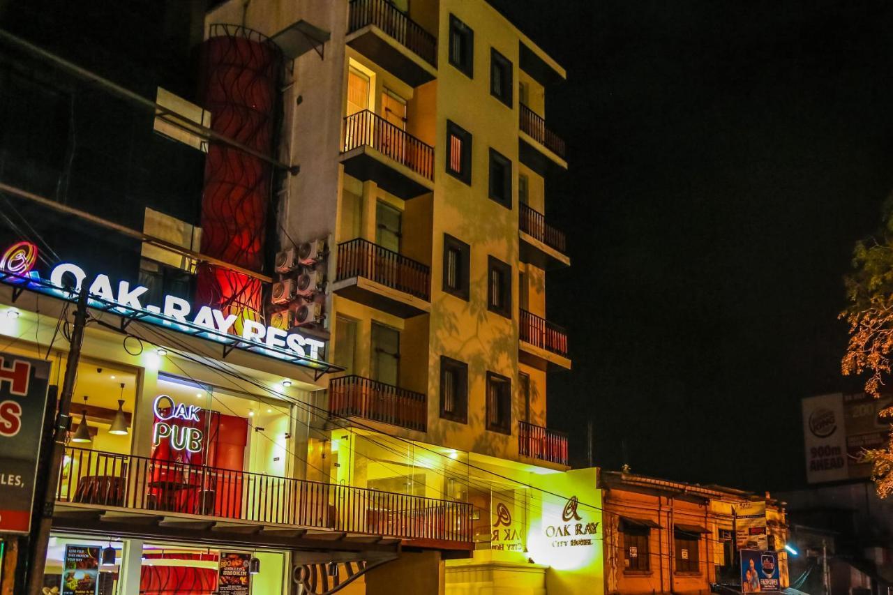 Oak Ray City Hotel Канди Екстериор снимка